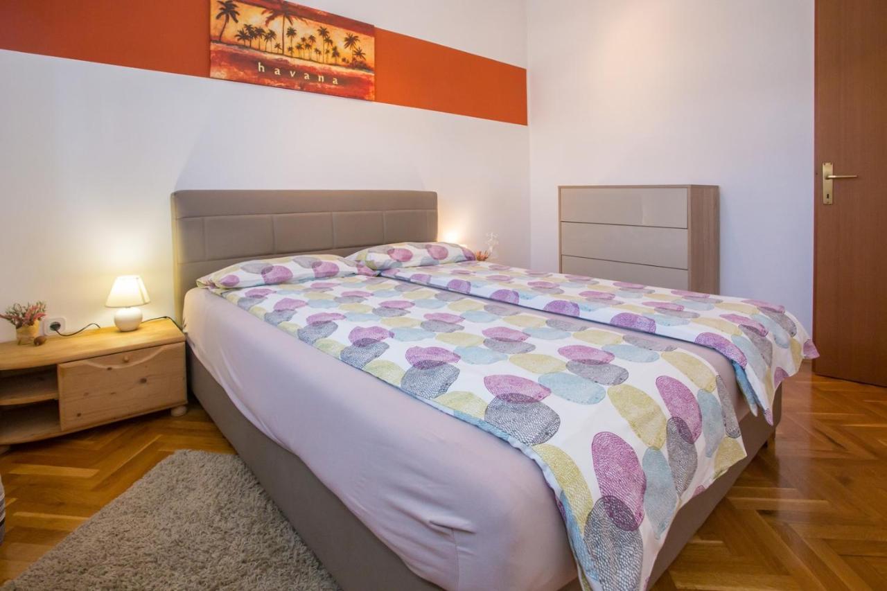 Apartment Mauro Пореч Екстер'єр фото