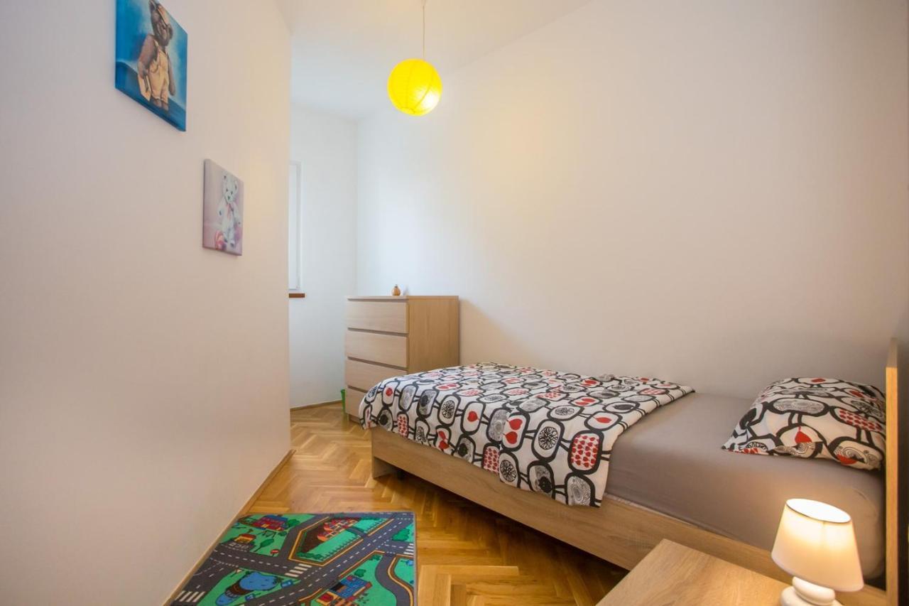 Apartment Mauro Пореч Екстер'єр фото