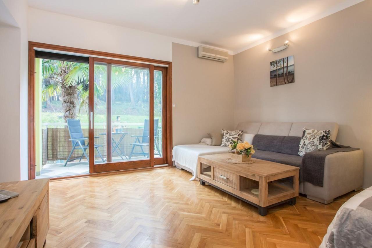 Apartment Mauro Пореч Екстер'єр фото