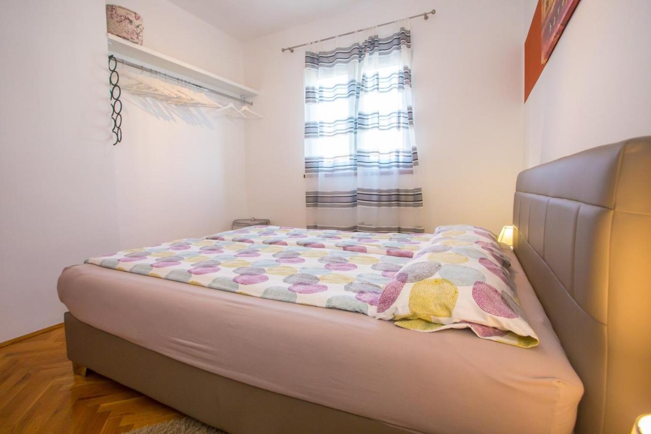 Apartment Mauro Пореч Екстер'єр фото