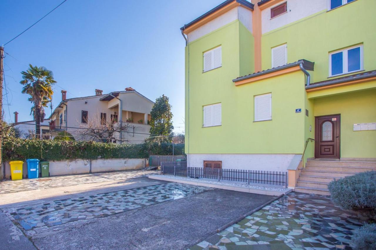 Apartment Mauro Пореч Екстер'єр фото